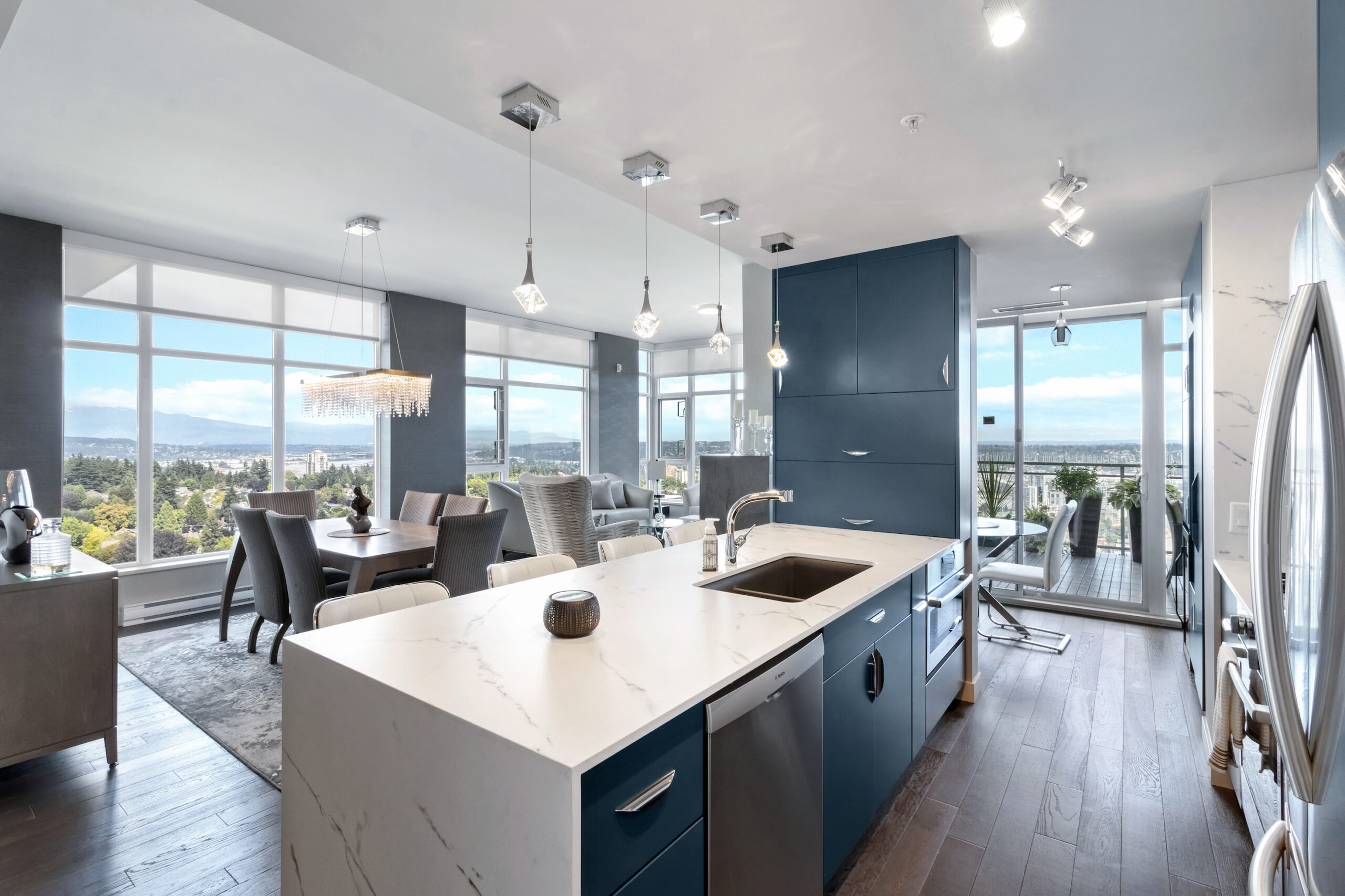penthouse in New Westminster