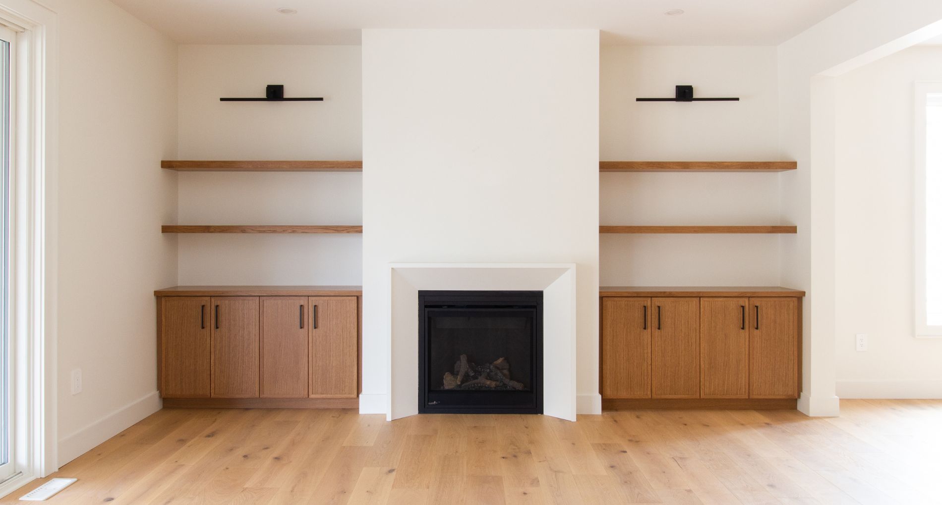 Warm Minimalist Home with White Oak Floors & Two‑Tone Kitchen