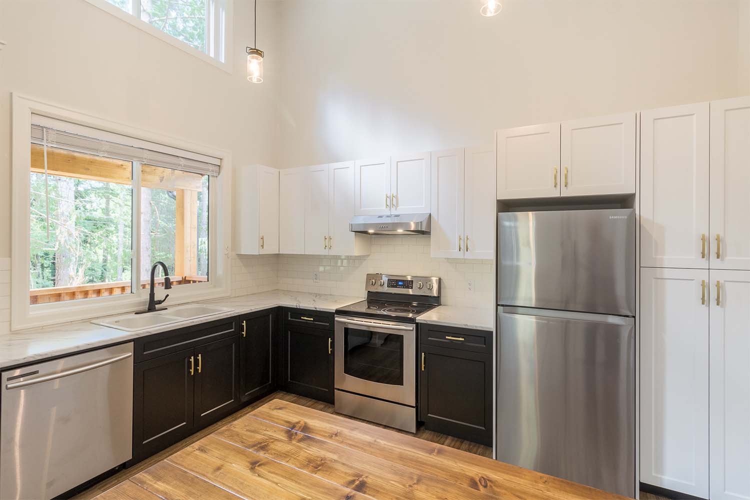 Shawnigan Lake Escape Mill Bay