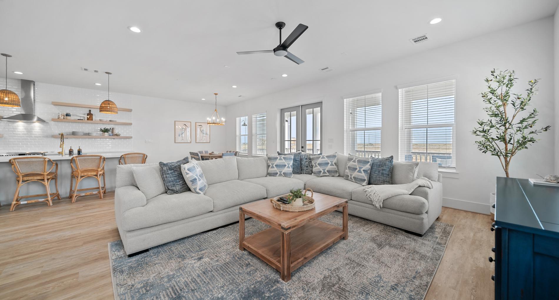 Great Blue Heron - Pointe West, Galveston Custom Beach House