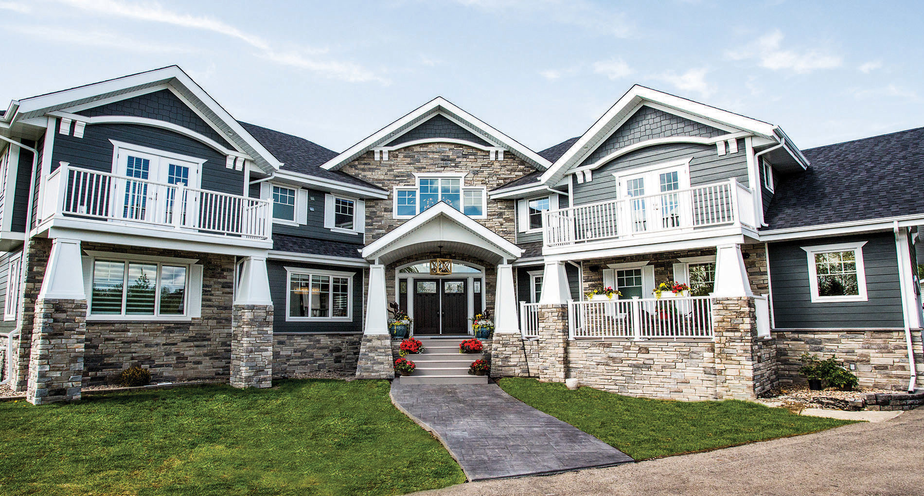 Custom Home Burlington Sunhill Slider