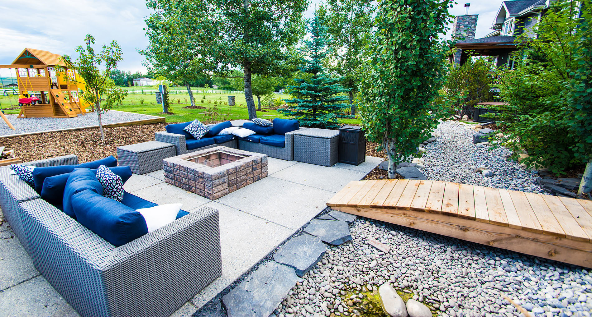 Outdoor Living Space Richmond Hill Tennis Slider1