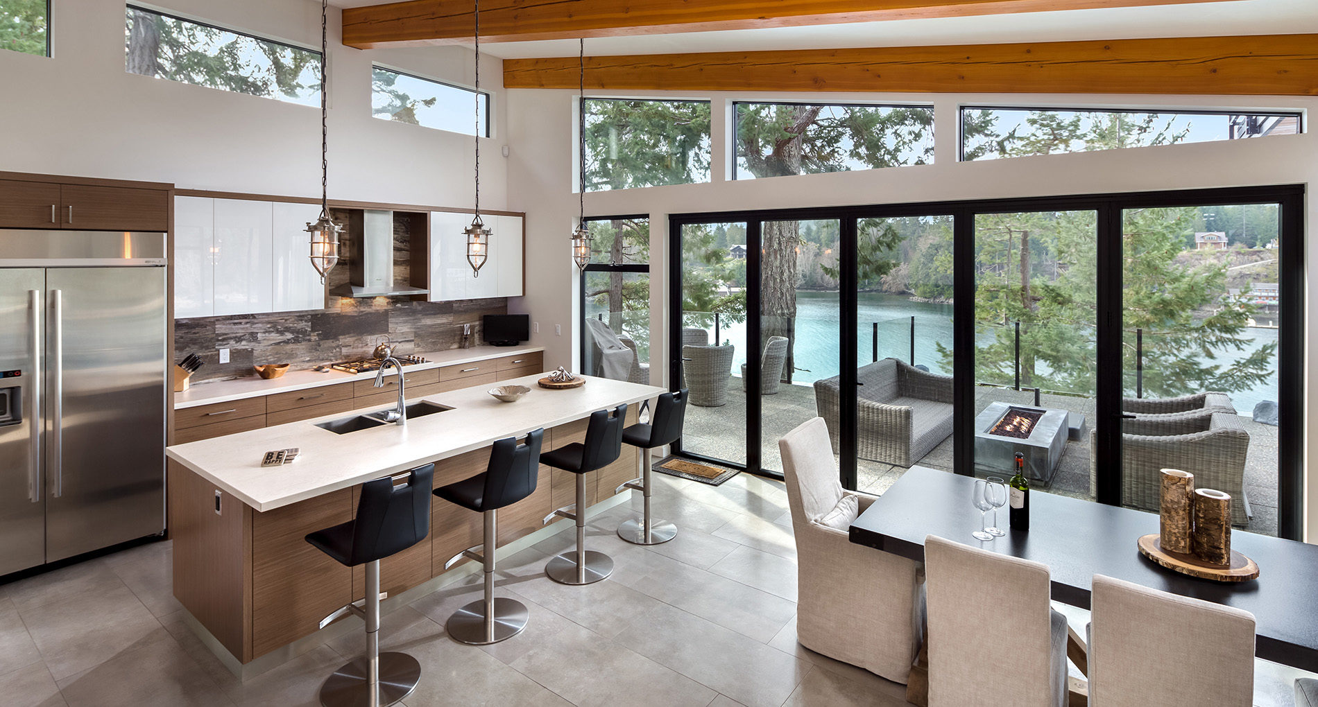 Custom Home Rosedale Cliffhouse Slider