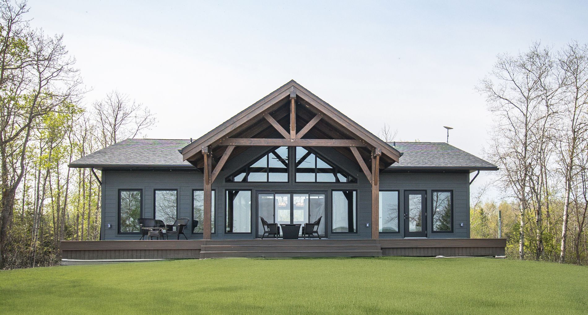 Stuart Lake Custom Cottage