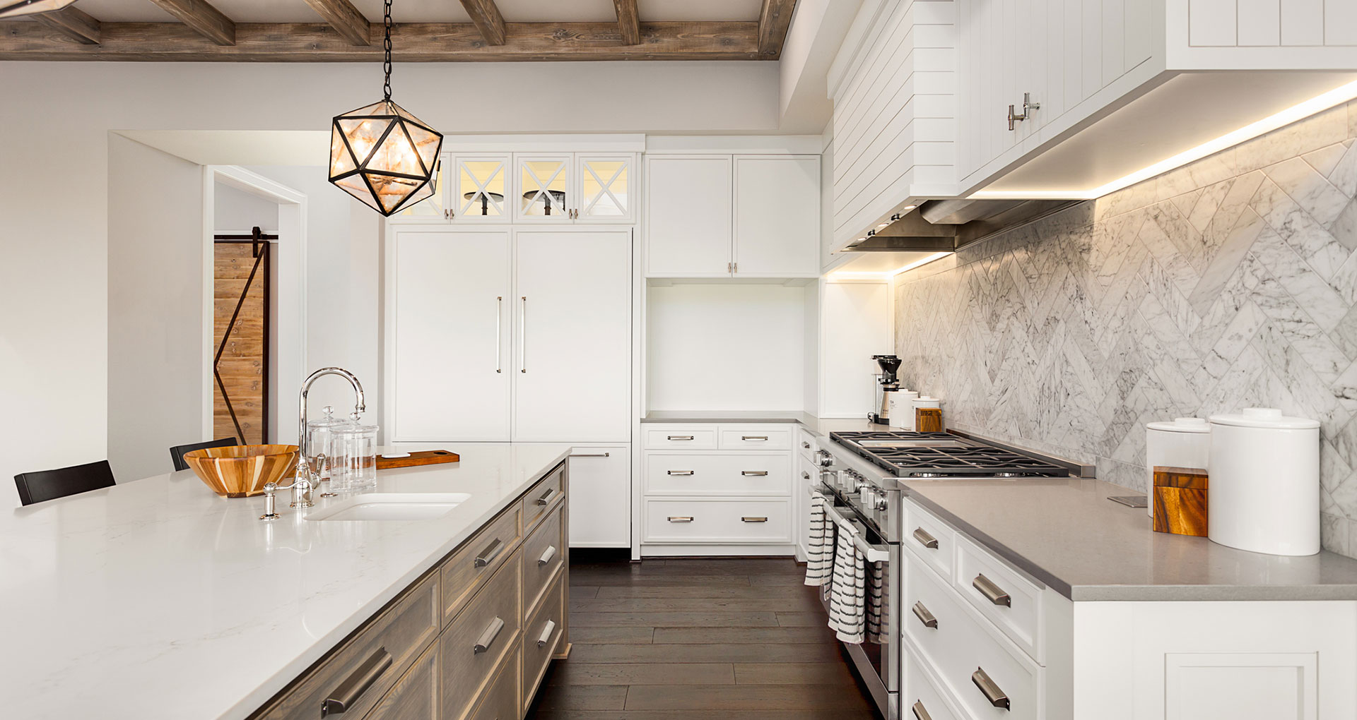A clean and functional kitchen is vital to make your house perfect