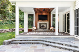 outdoor living space with retractable screens