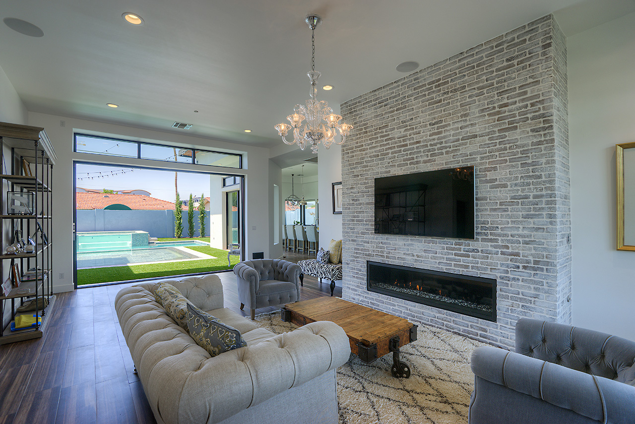 custom-home-fireplace